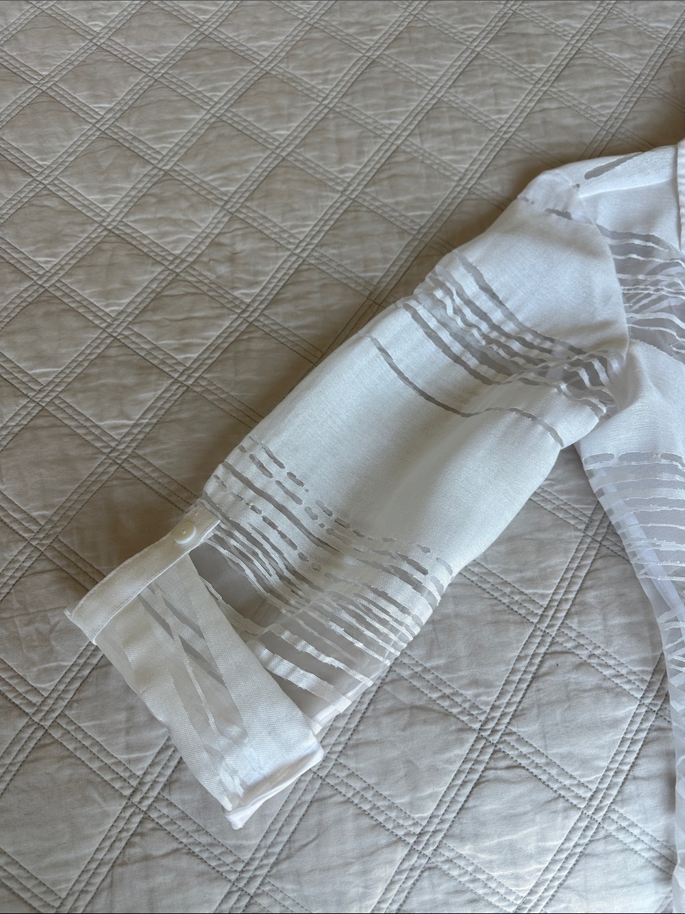 NEW Chico's Sheer Texture Open-Front Blazer - Picture 9 of 9